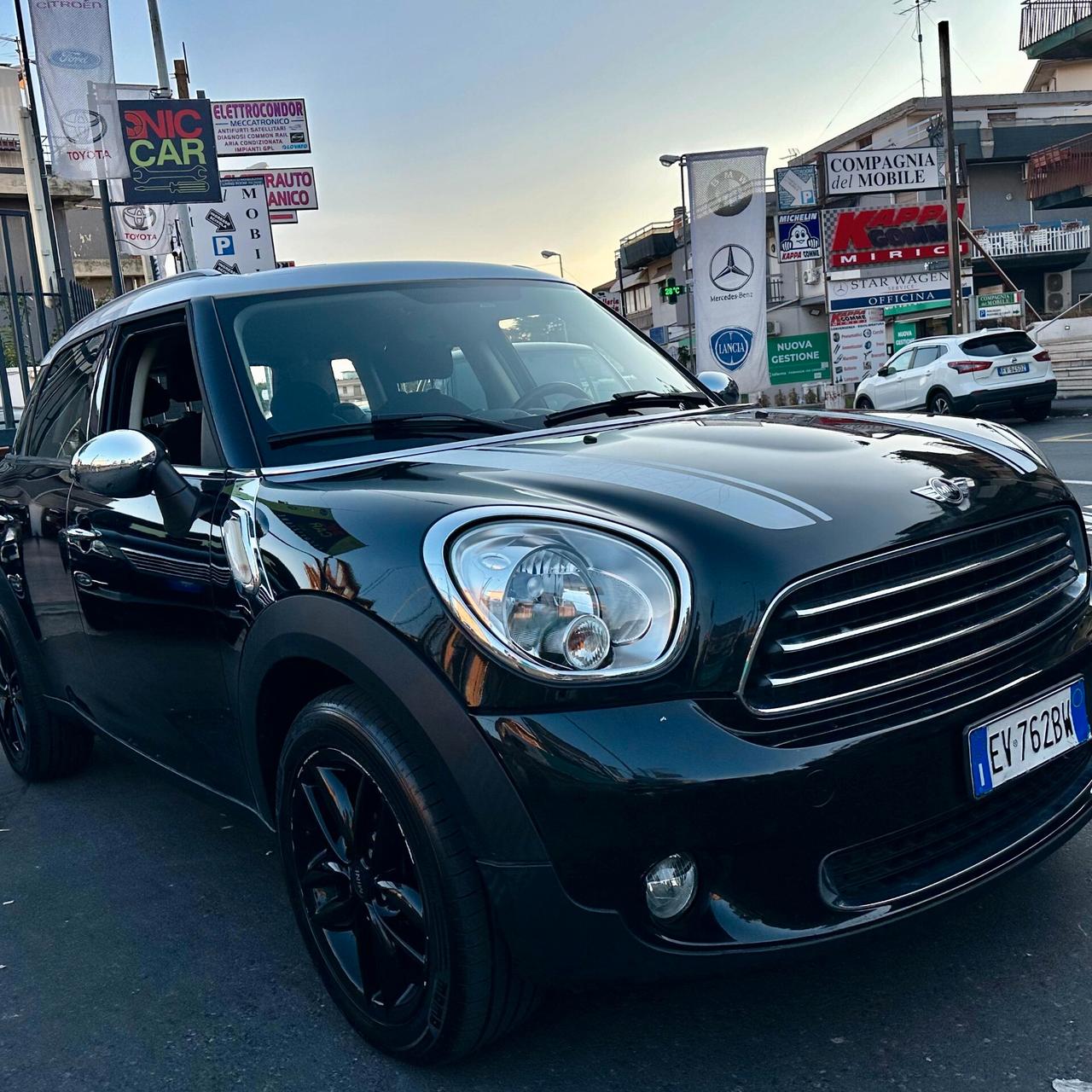 Mini Cooper D Countryman Mini 2.0 Cooper D Countryman Automatica