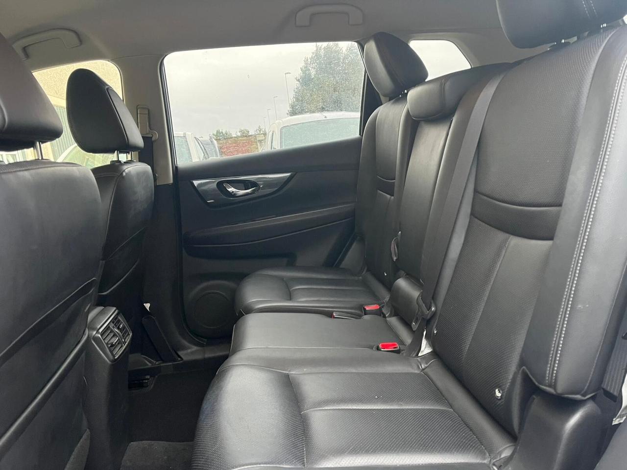 Nissan X-Trail 1.6 dCi 2WD Tekna 2014