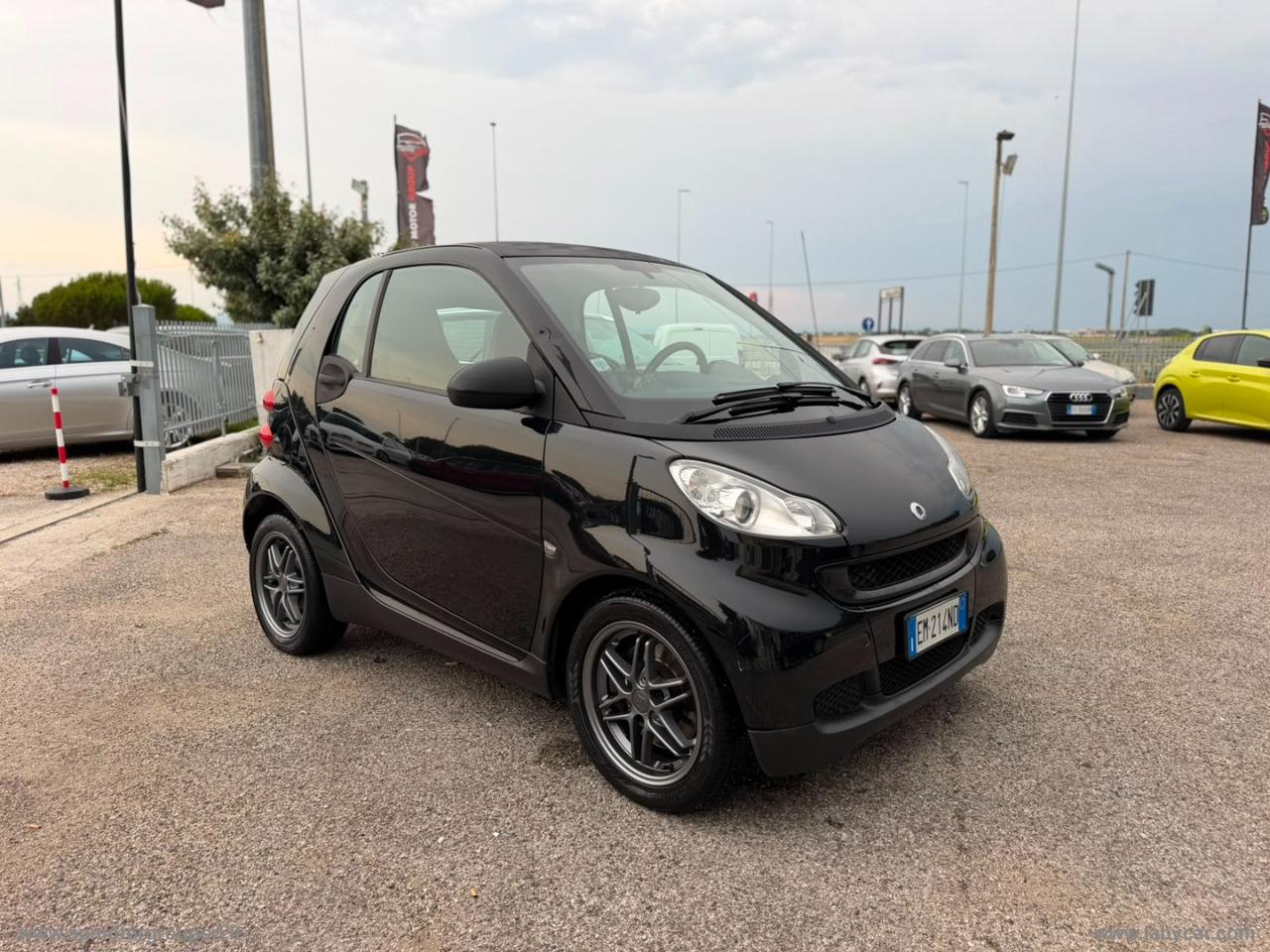 SMART fortwo 800 40 kW coupé TEEN CDI SPECIAL EDITION