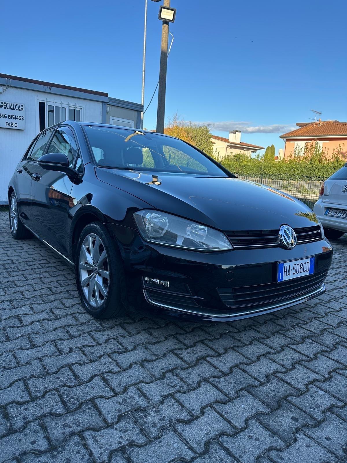 Volkswagen Golf Business 1.6 TDI DSG 5p. Highline BlueMotion Technology