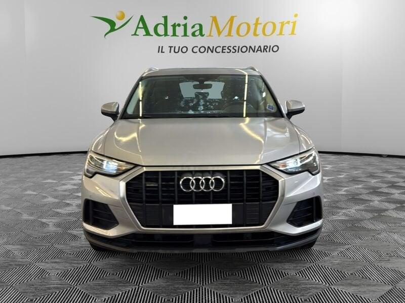 Audi Q3 35 TDI quattro S tronic Business Advanced