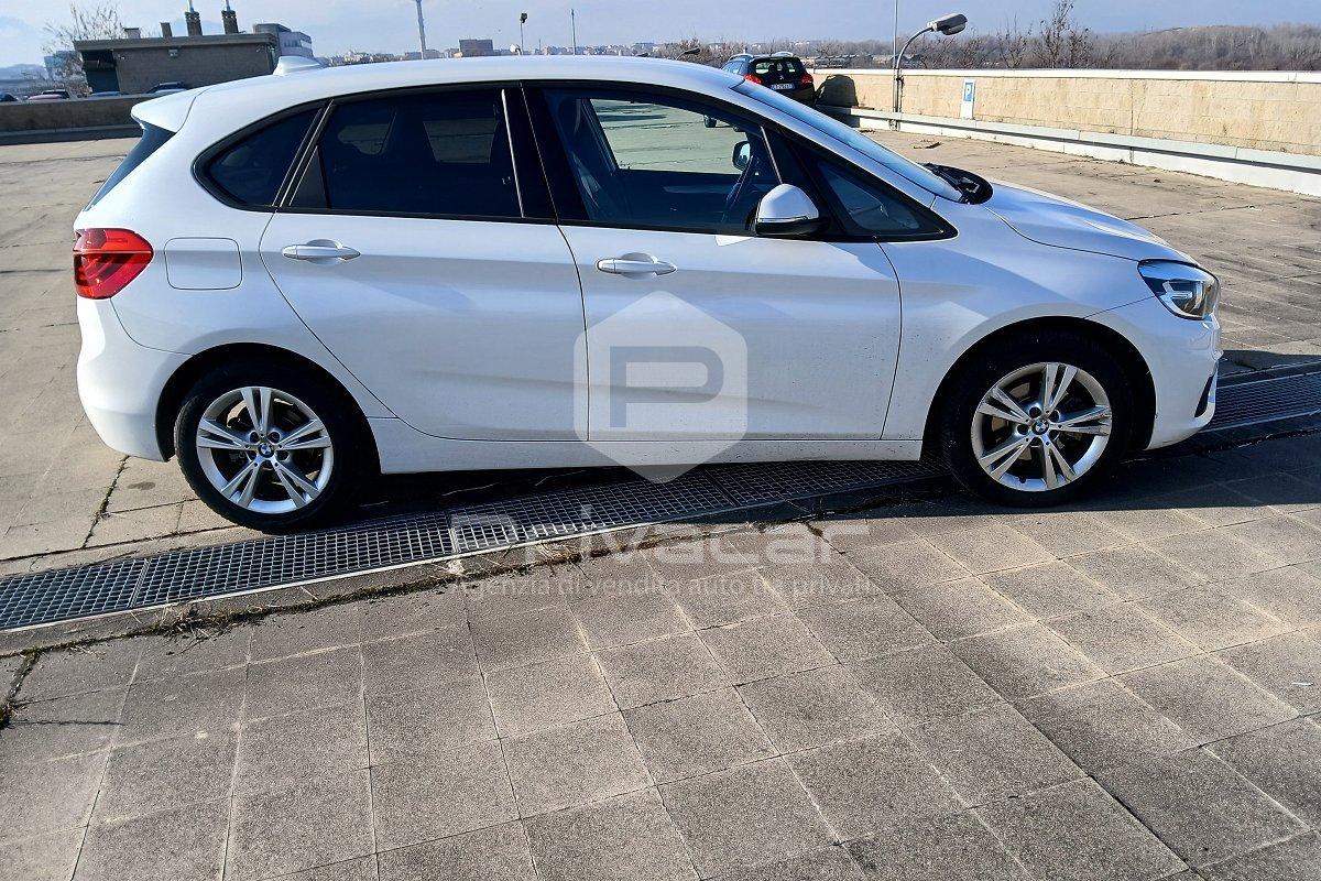 BMW 218d Active Tourer Advantage