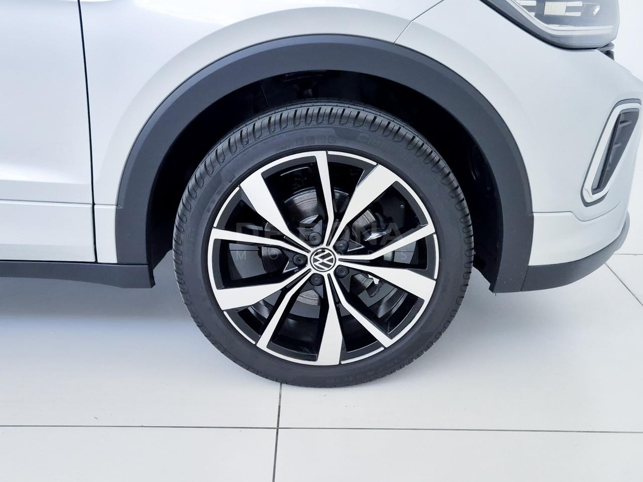 Volkswagen T-Cross 1.0 tsi r-line 115cv