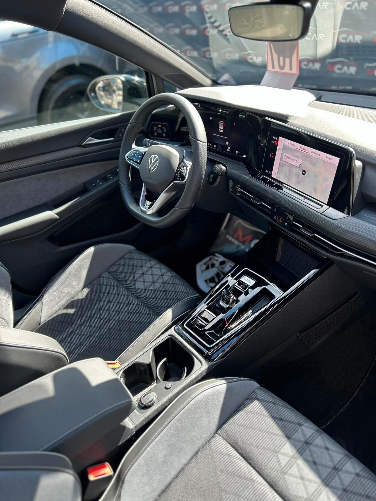 Volkswagen Golf 2.0 TDI 150 CV DSG SCR R-Line