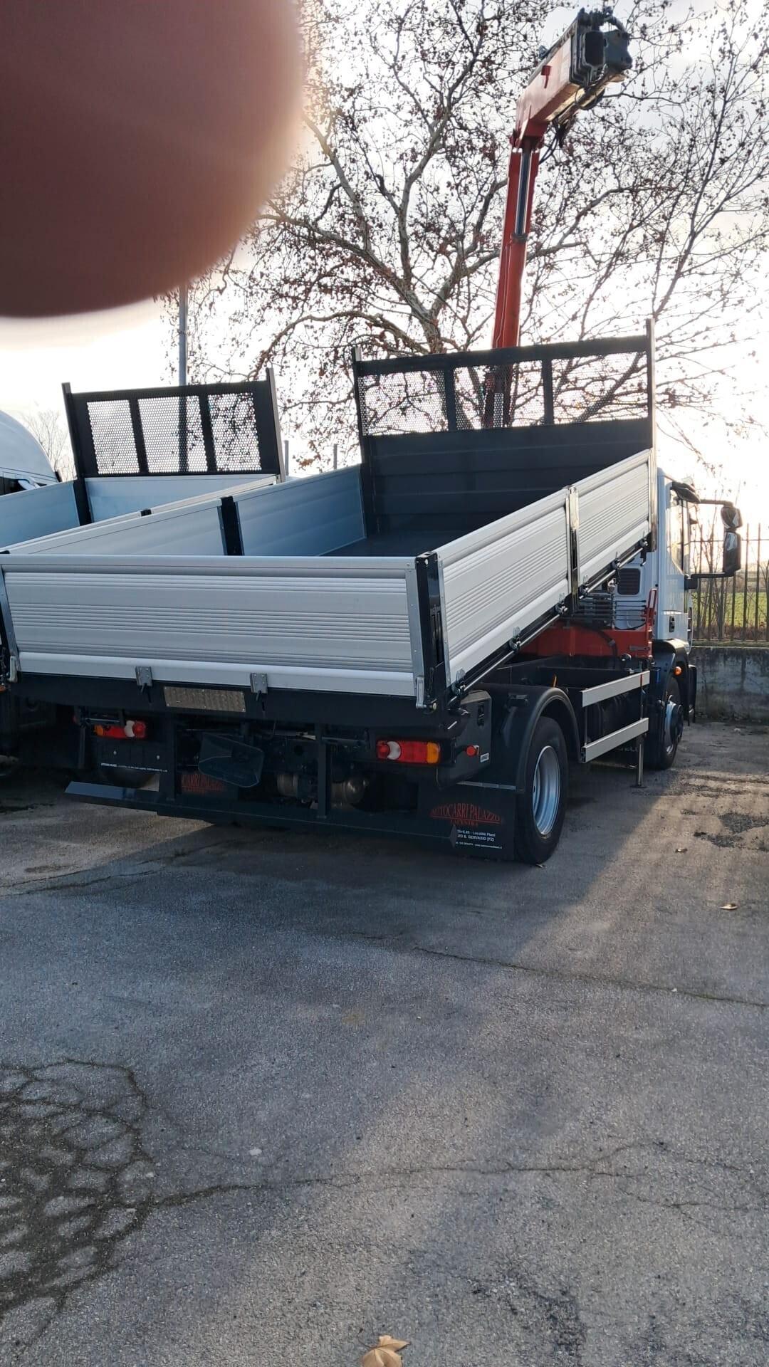 IVECO ML 120E25 - CASSONE RIBALTABILE TRIL. CON GRU DIETRO CABINA - BLOC. DIFF. (C17)