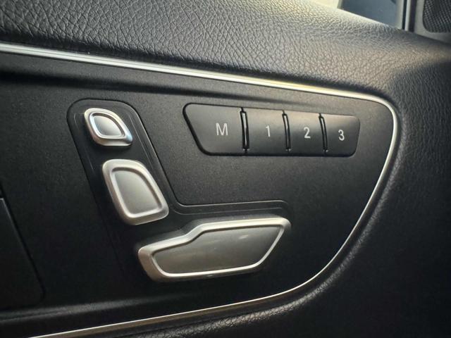 MERCEDES-BENZ A 200 d Automatic Premium