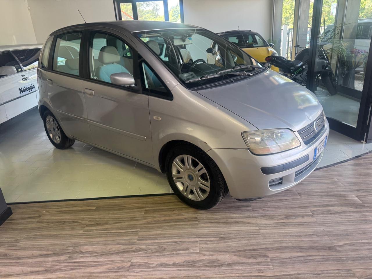 Fiat Idea 1.4 16V Dynamic