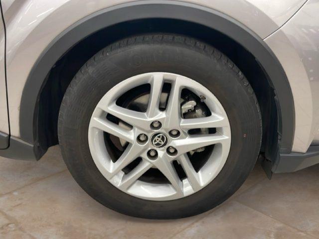 TOYOTA C-HR 1.8 Hybrid E-CVT Business