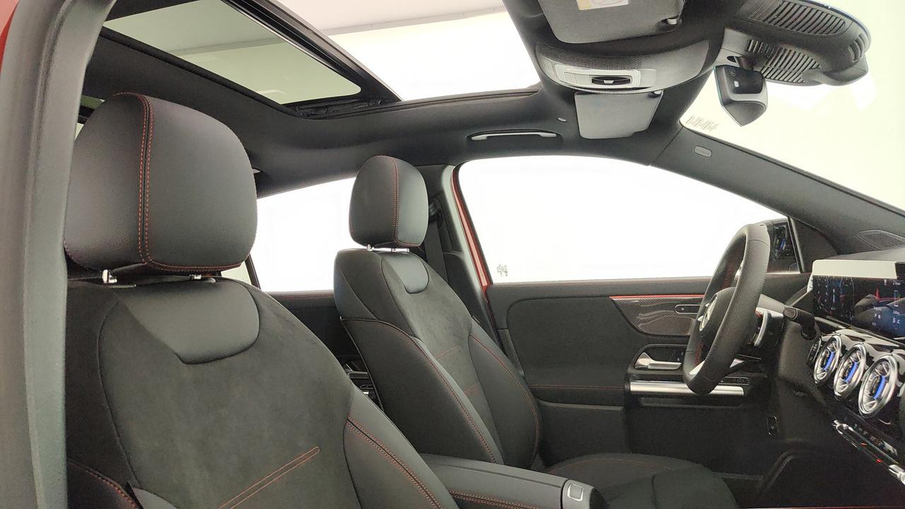 Mercedes-Benz GLA 200 d automatic