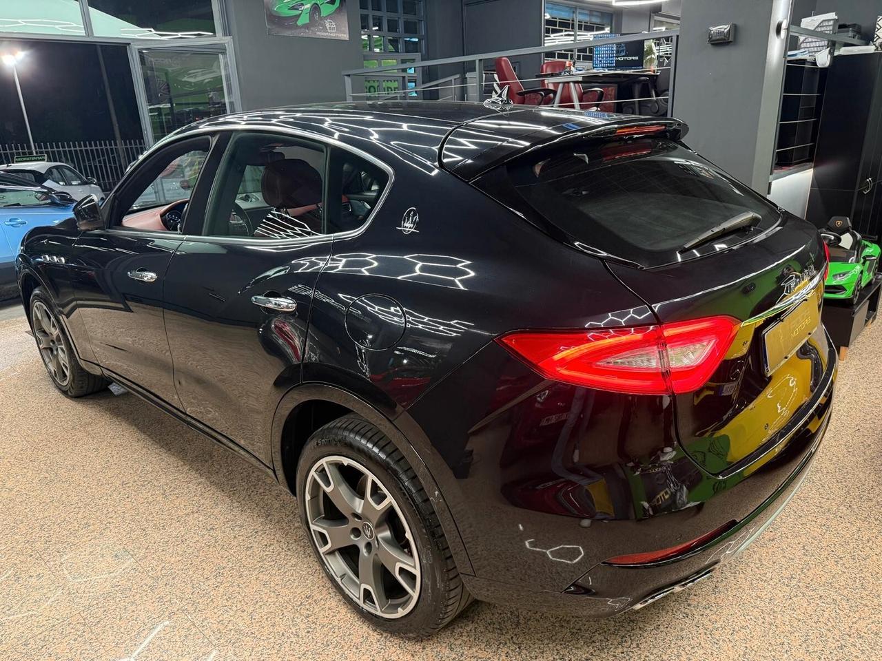 Maserati Levante V6 Diesel 275 CV AWD