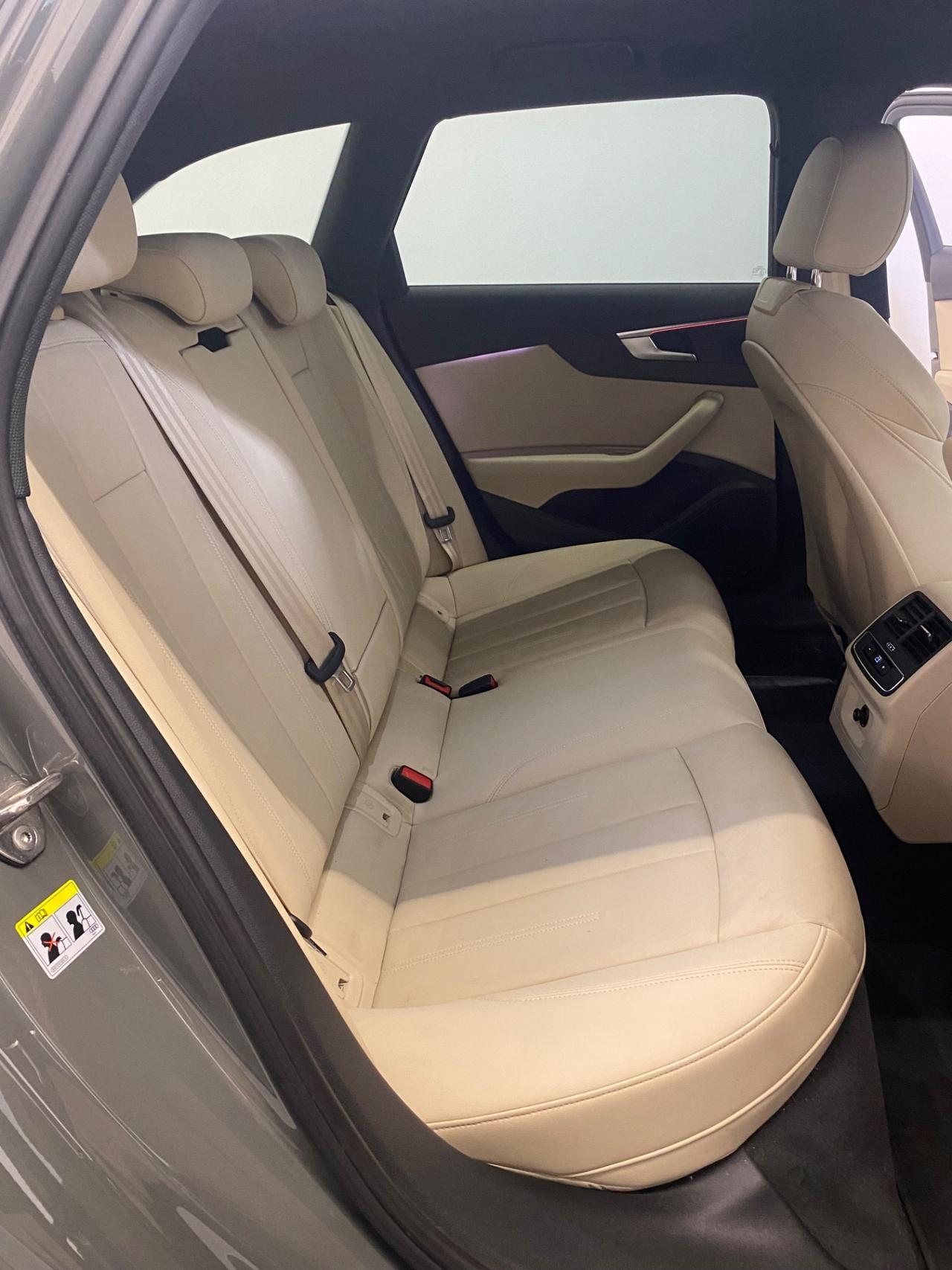 Audi A4 allroad A4 allroad 40 TDI 204 CV S tronic Identity Contrast