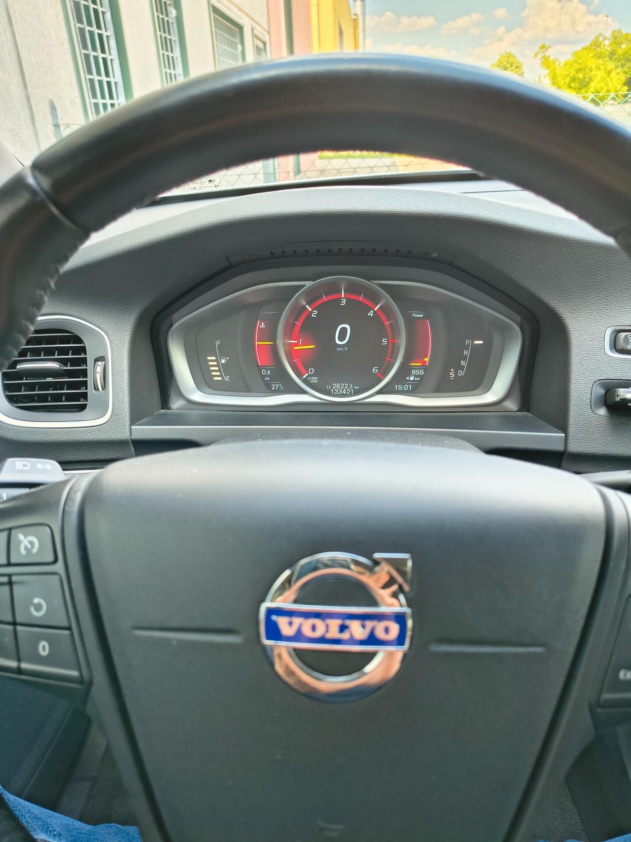 Volvo V60 Cross Country D3 Momentum