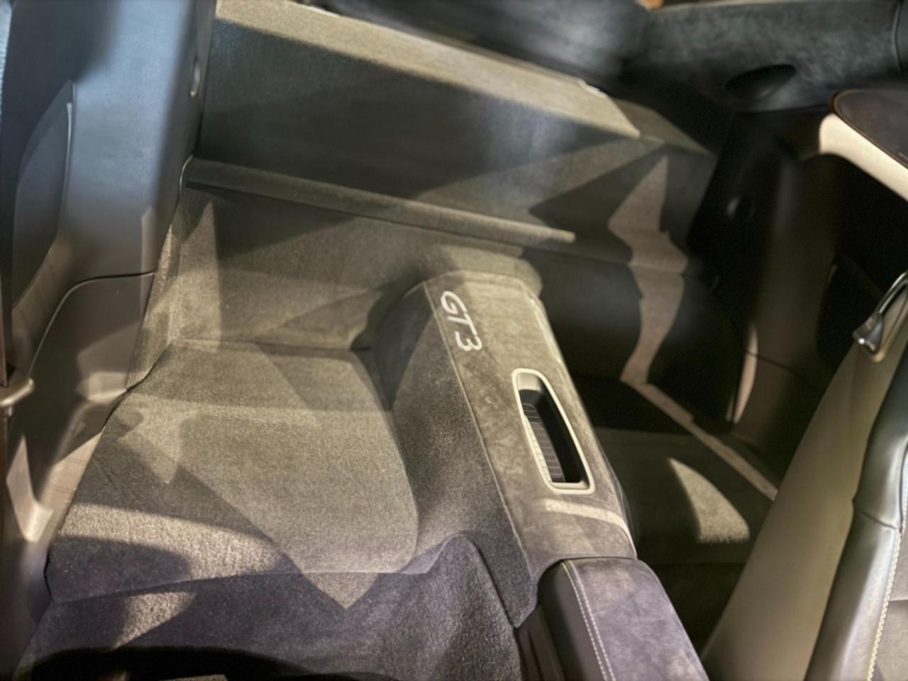 Porsche 911 Coupe 4.0 GT3 auto