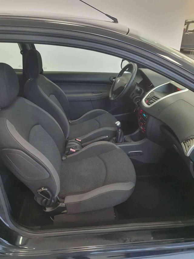 PEUGEOT 206 Plus 1.1 60CV 3p. Plus