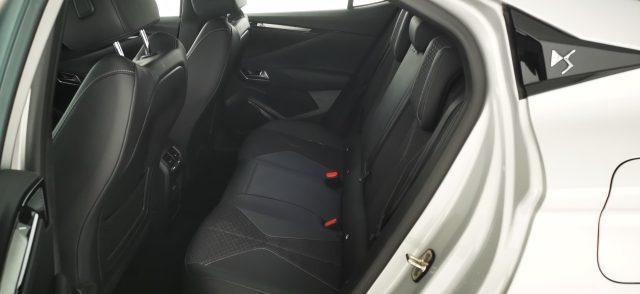 DS AUTOMOBILES DS 4 E-Tense 225 Cross Trocadero