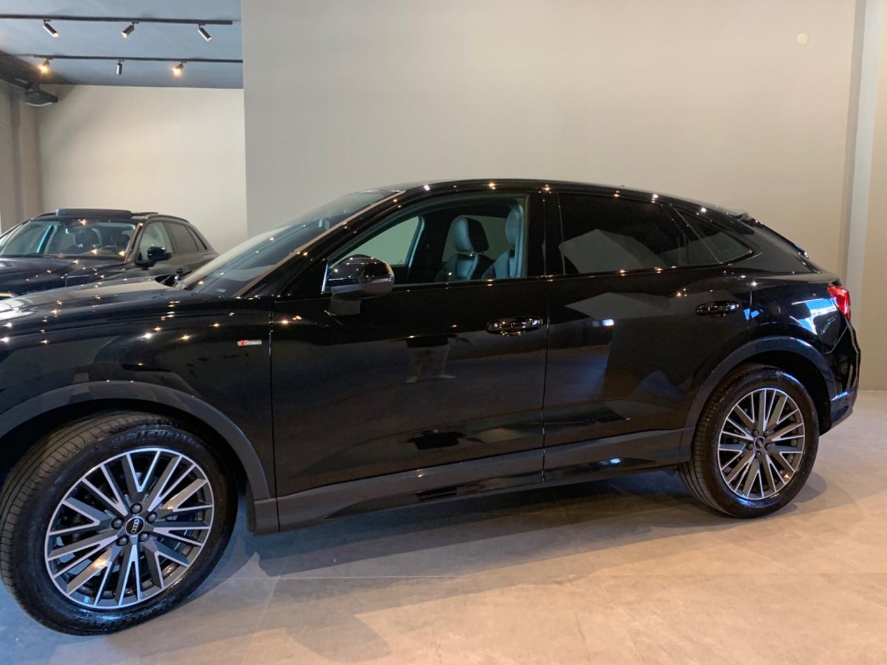 Audi Q3 SPB 35 TDI S line edition In&Out