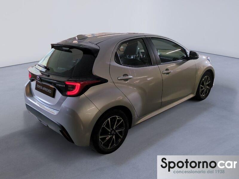 Toyota Yaris Hybrid Trend MY22