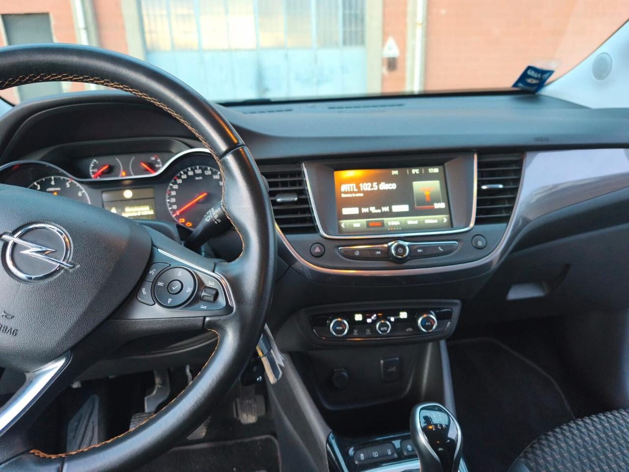 Opel Crossland X 2020---1.2 Benzina Neopatentati