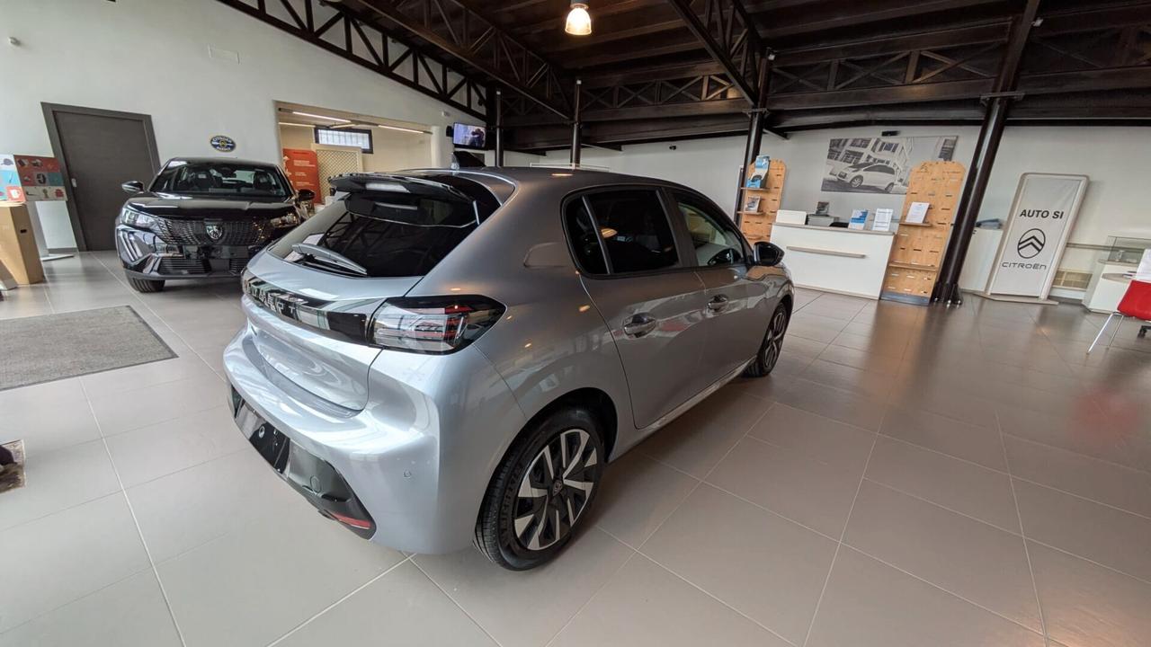 Peugeot 208 BUSINESS NUOVO MOTORE 100 TURBO A CATENA NO CINGHIA !!