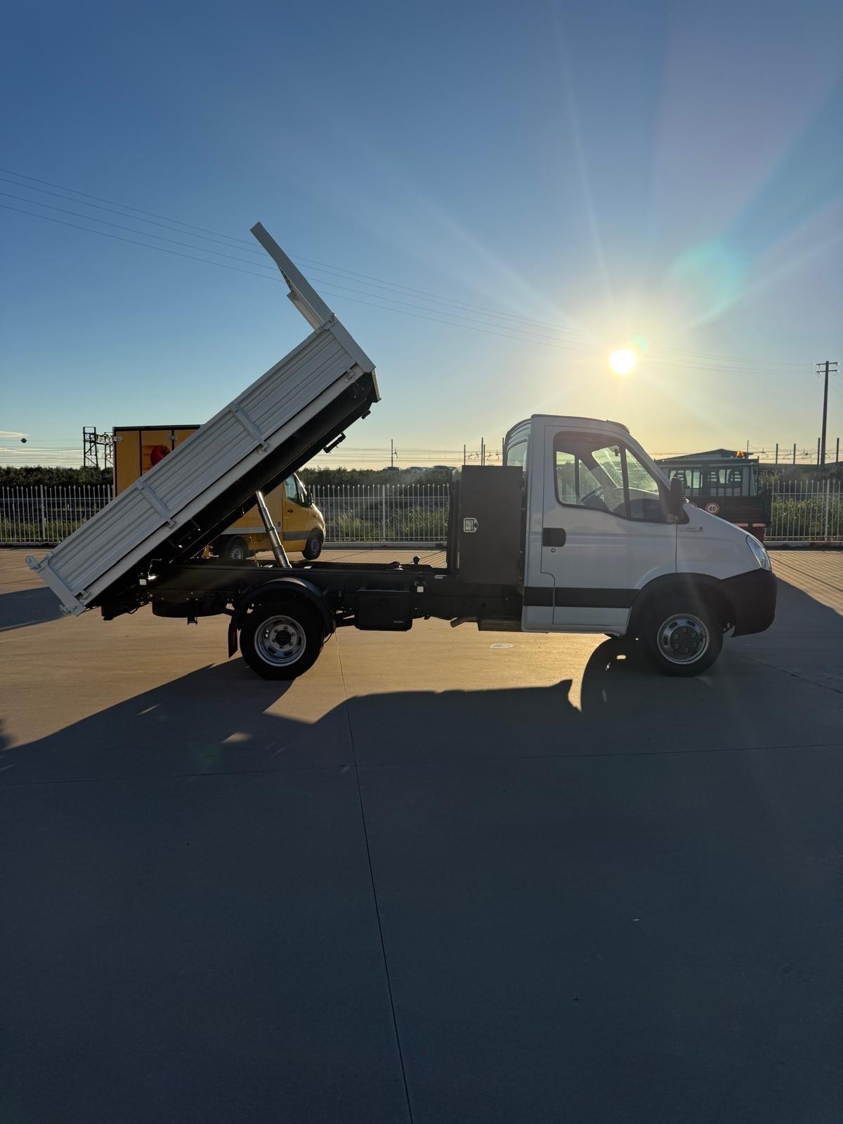 Iveco Daily 35c18 Ribaltabile
