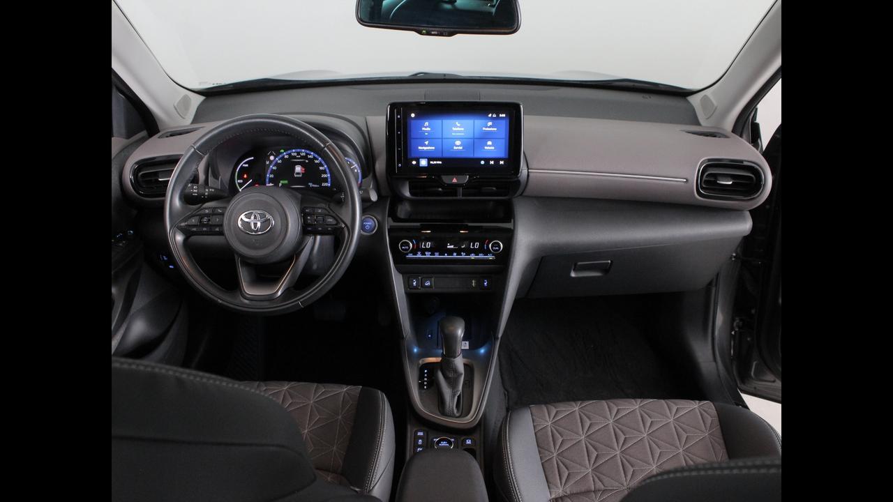 TOYOTA Yaris Cross - Yaris Cross 1.5h Lounge awd-i 116cv e-cvt