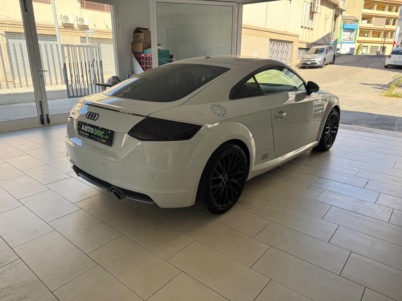 Audi TT Roadster 2.0 TDI ultra S line