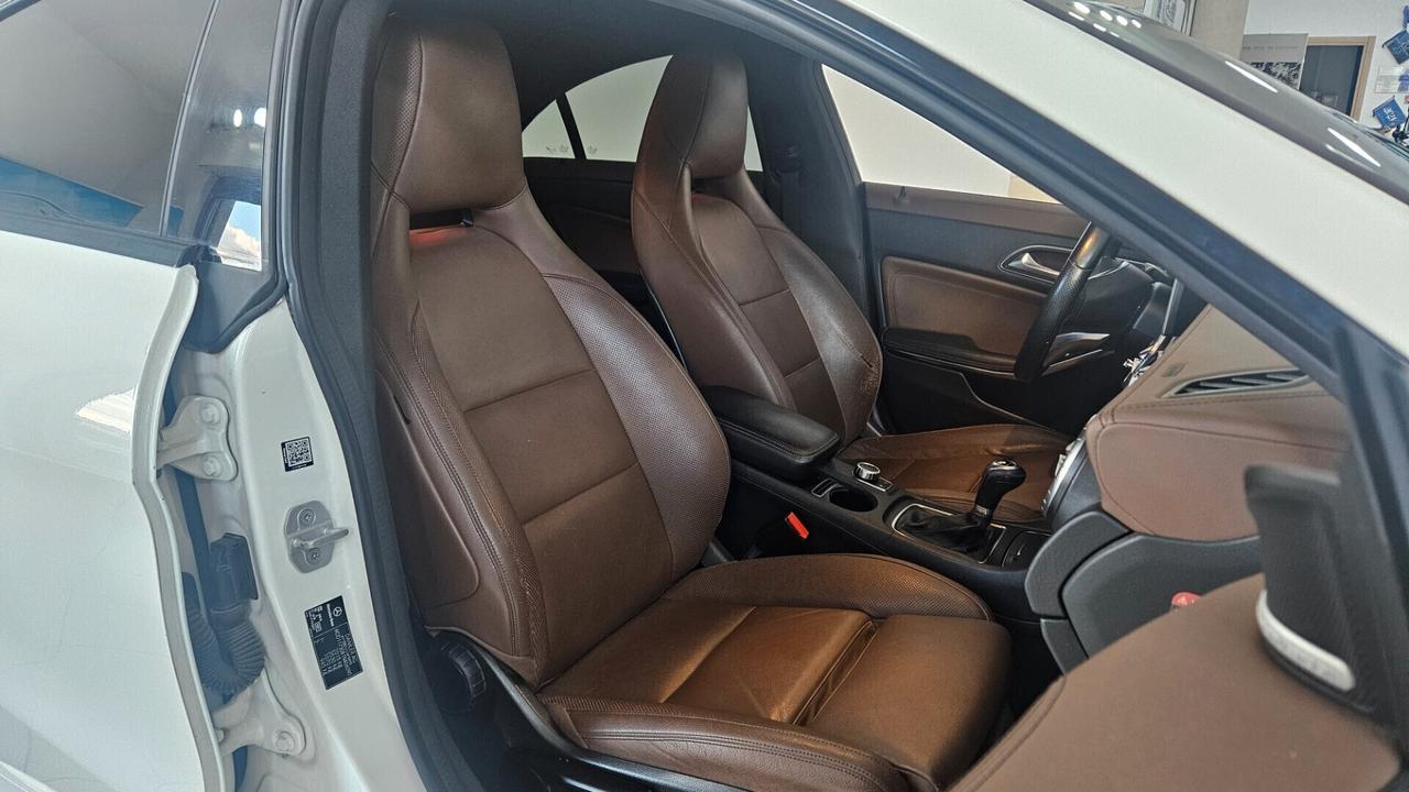 Mercedes-benz CLA 200d Premium Amg