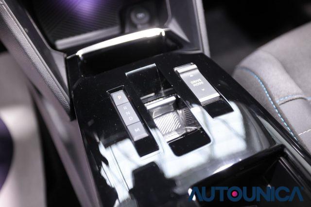 CITROEN C4 PURETECH 130 S&S EAT8 MAX FARI LED