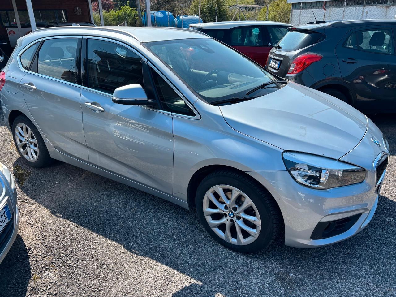 Bmw 216 216d Active Tourer Luxury CERCHI, SENSORI PARK ANTERIORE E POSTERIORE, FARI AUTOMATICI!!!