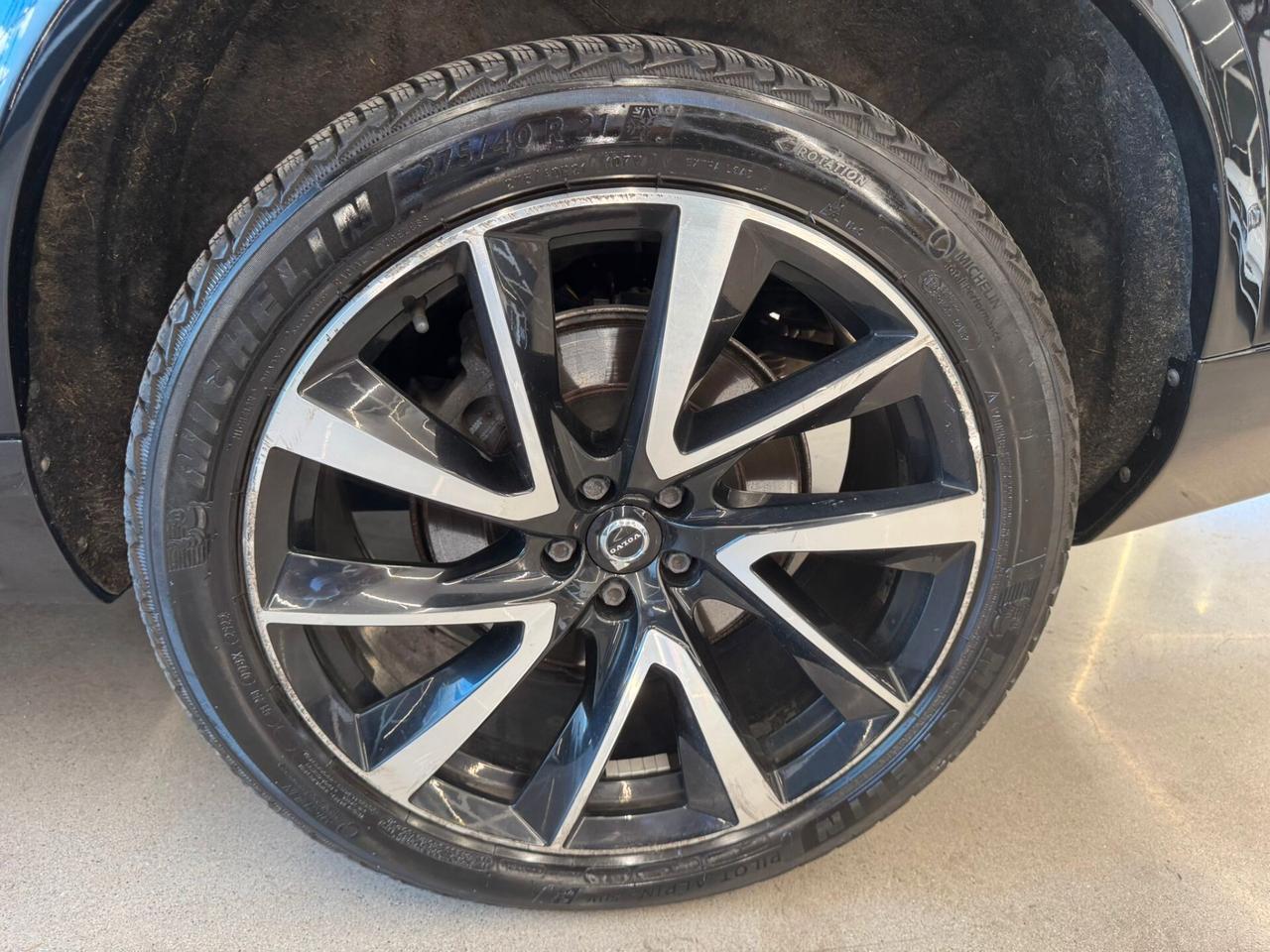 Volvo XC 90 XC90 B5 (d) AWD Geartronic 7 posti Inscription