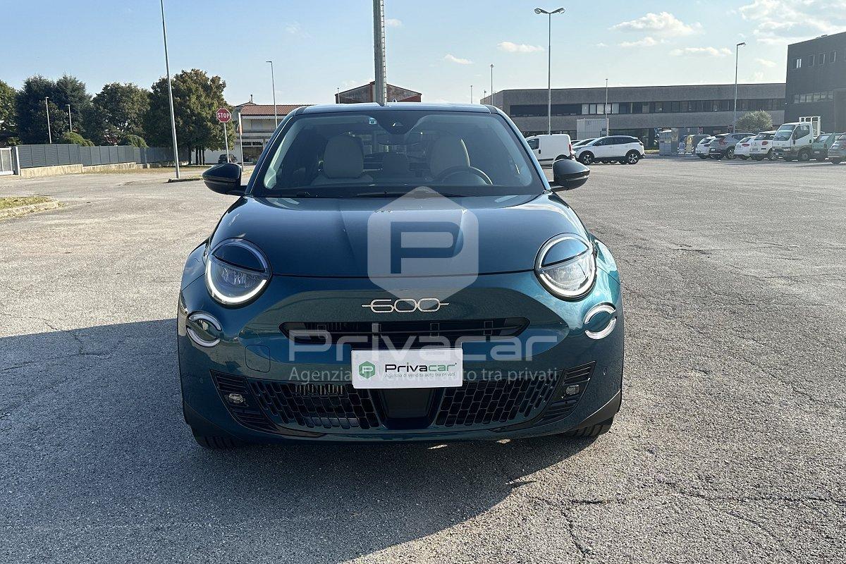 FIAT 600 Hybrid 100 CV DCT MHEV La Prima