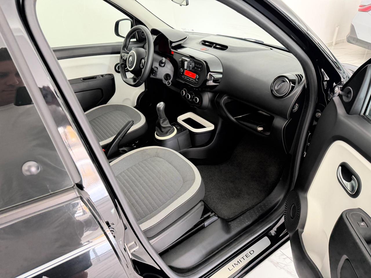 RENAULT TWINGO LIMITED 1.0 70 CV 34.000 KM