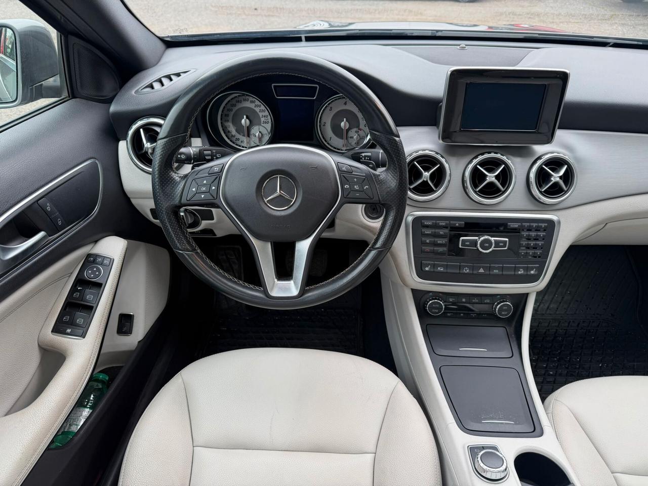 Mercedes-benz GLA 200 CDI Automatic 4Matic Premium