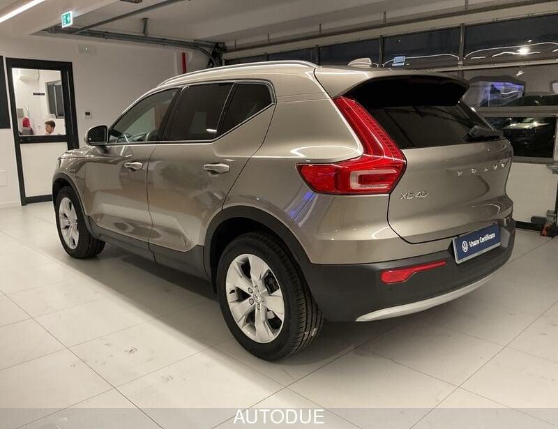 Volvo XC40 1.5 T2 MOMENTUM CORE GEARTRONIC