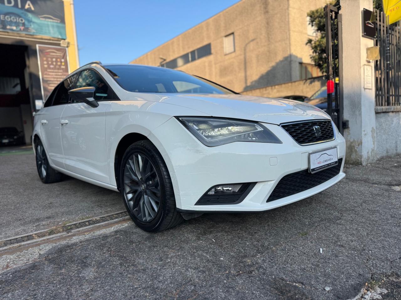 Seat Leon 1.4 TGI DSG ST Business HIGH