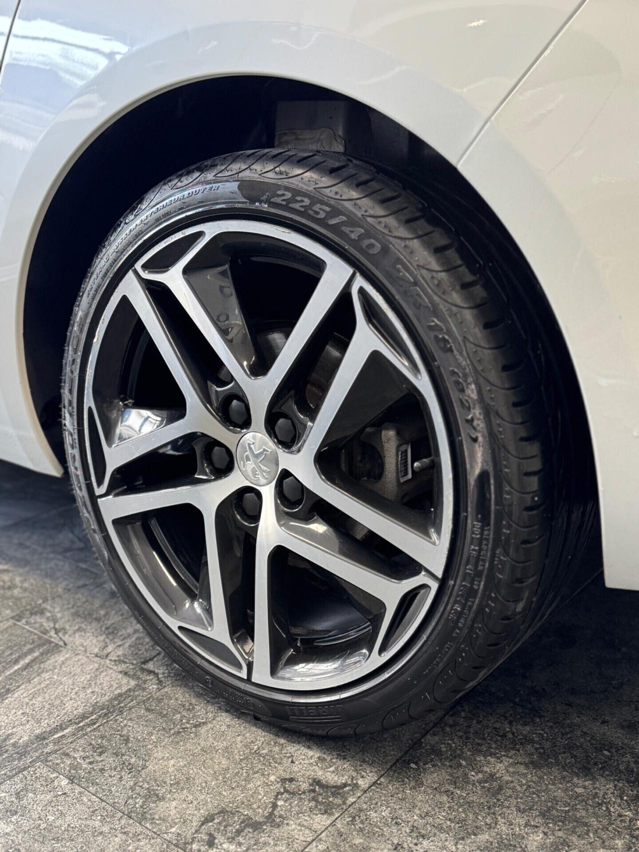 Peugeot 308 1.6HDi 120 S&S SW Allure