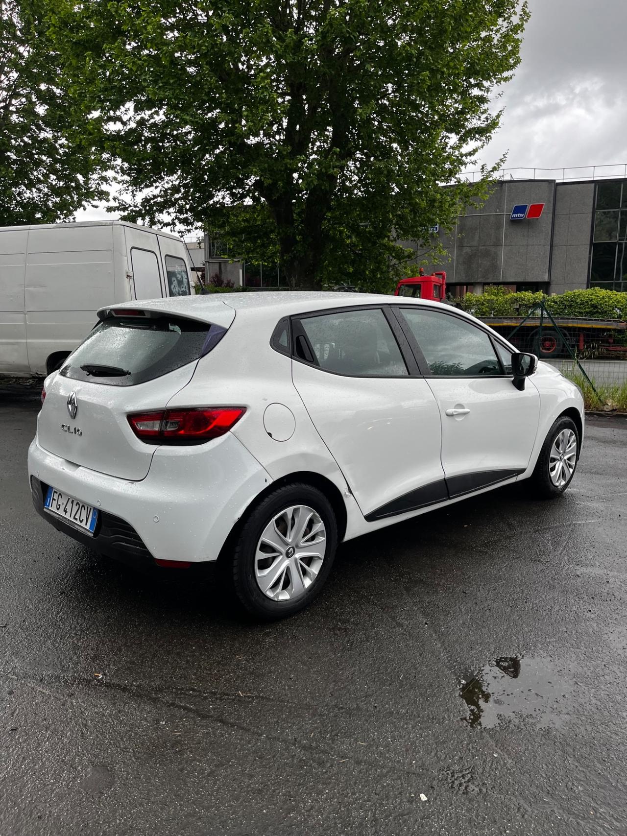 Renault Clio 1.2 75CV 5 porte Intens