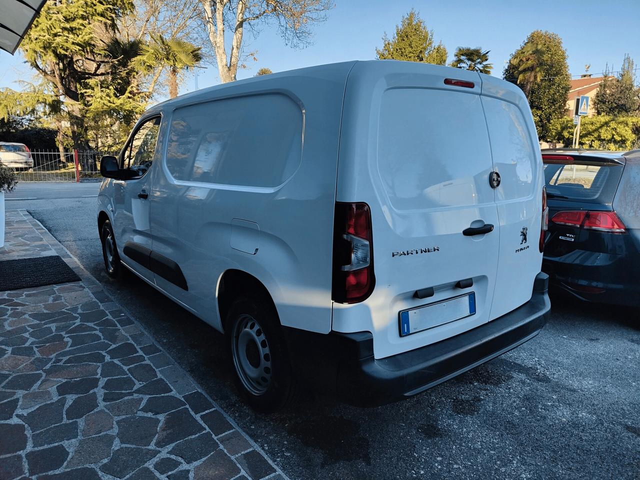 Peugeot Partner BlueHDi 100 PL Furgone Premium Allestito