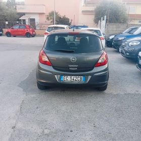 Opel Corsa 1.2 80CV 5 porte GPL-TECH Edition