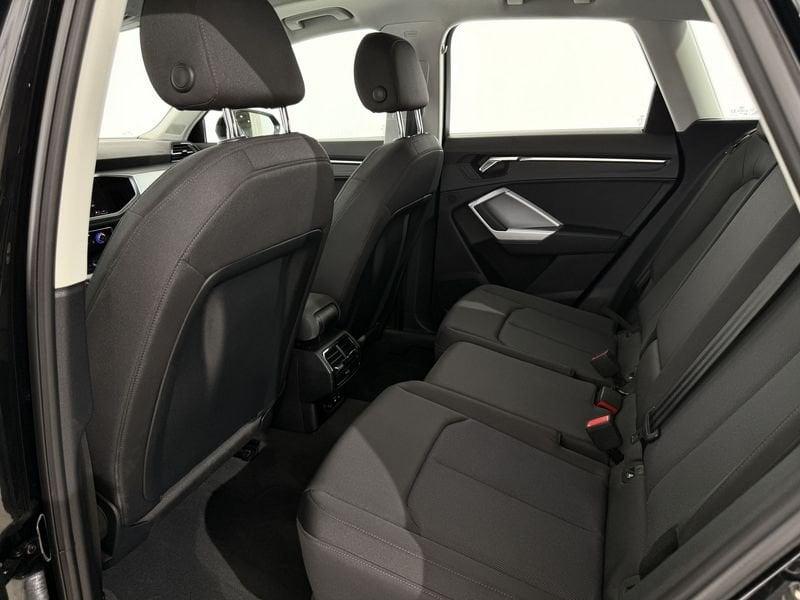 Audi Q3 35 TDI S Tronic Business Advanced ** TETTO PANORAMICO **