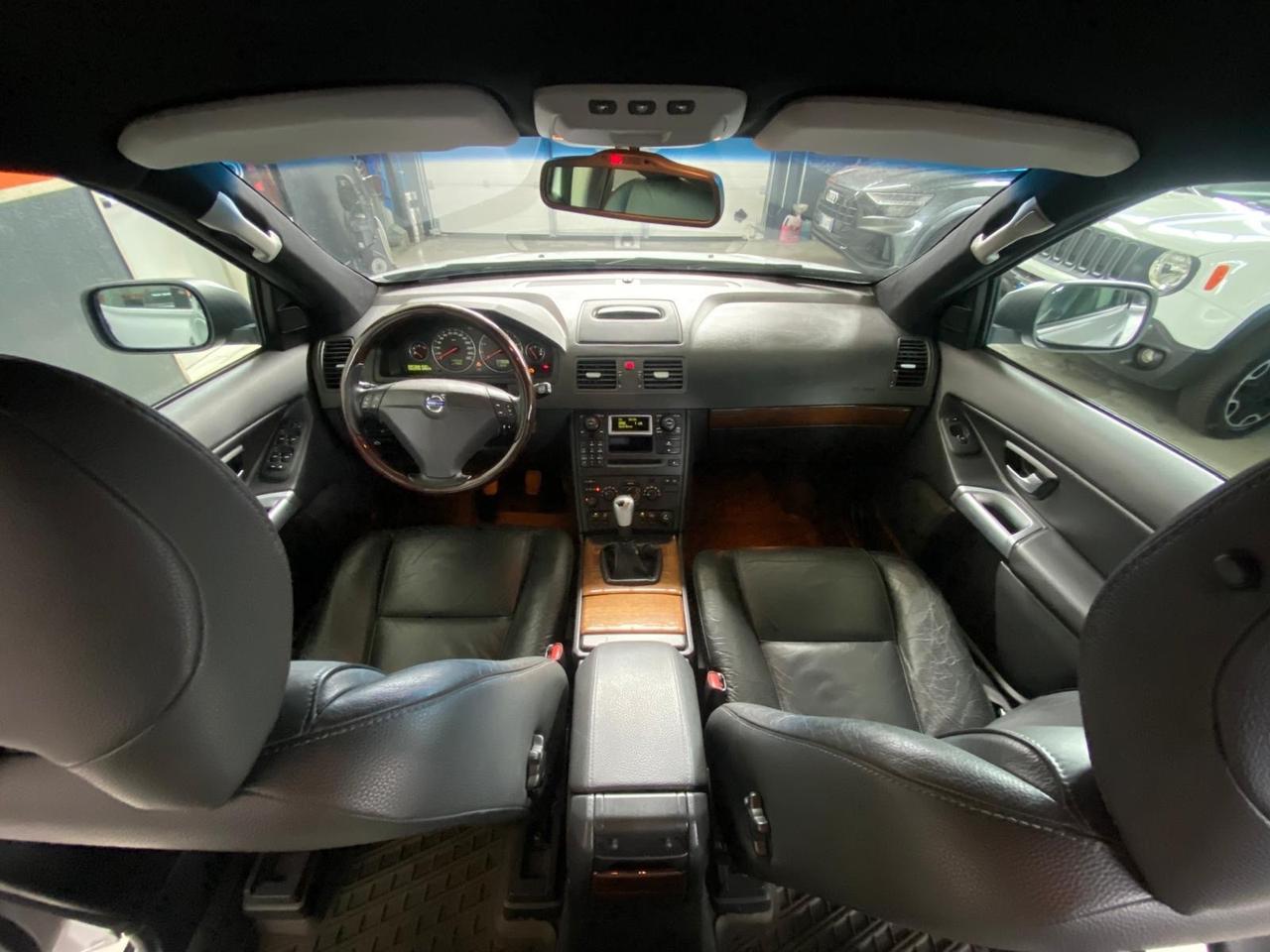 Volvo XC 90 XC90 2.4 D5 AWD