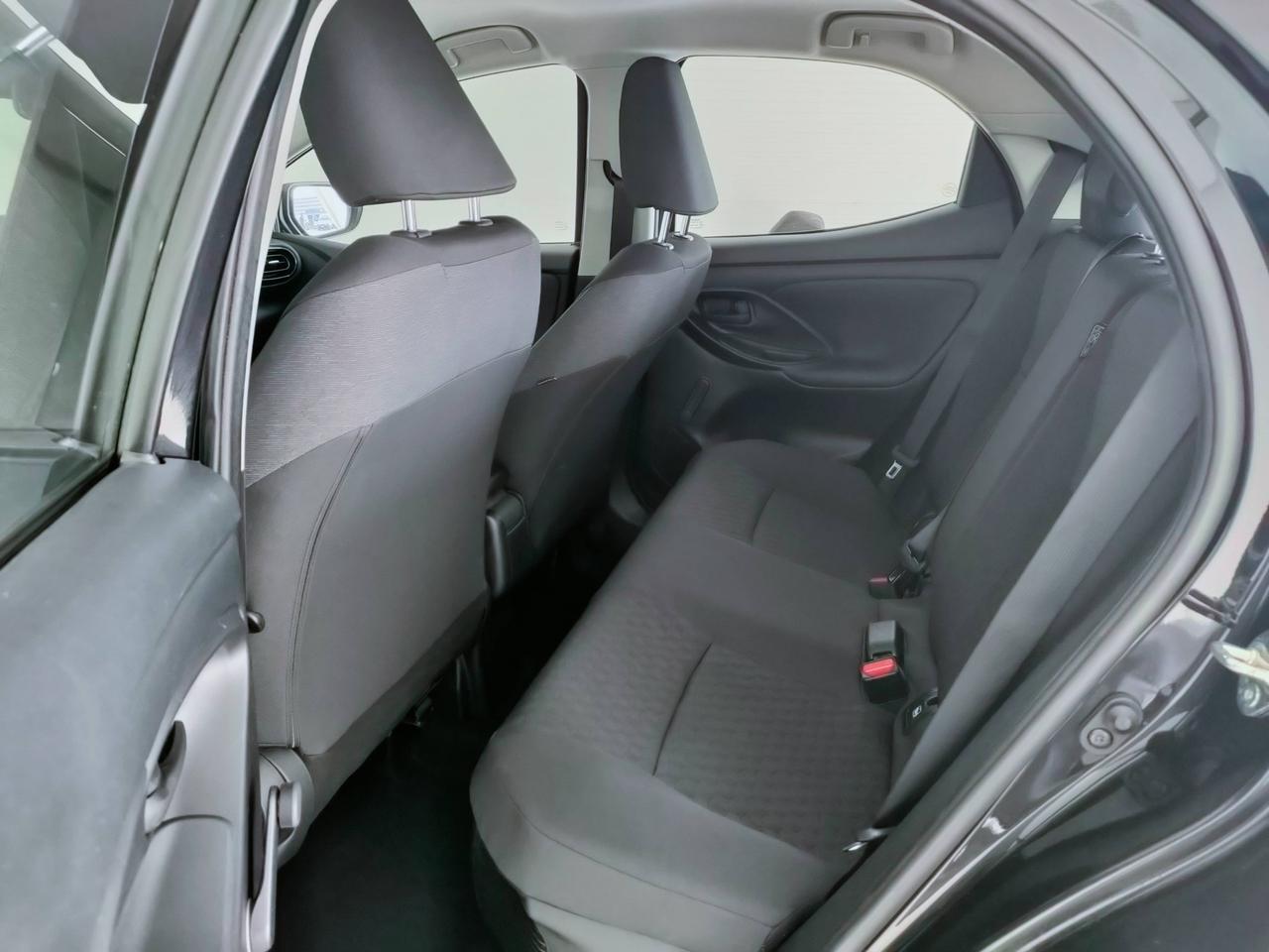 TOYOTA Yaris IV 2020 - Yaris 1.5h Active