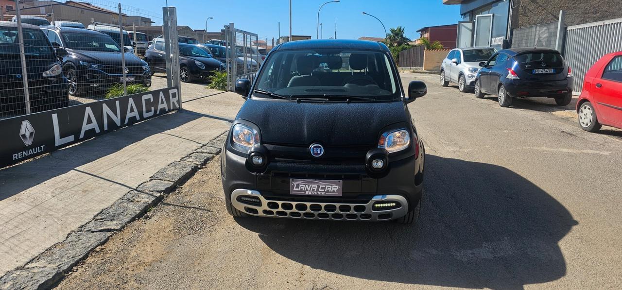 Fiat Panda 1.0 FireFly S&S Hybrid City Cross