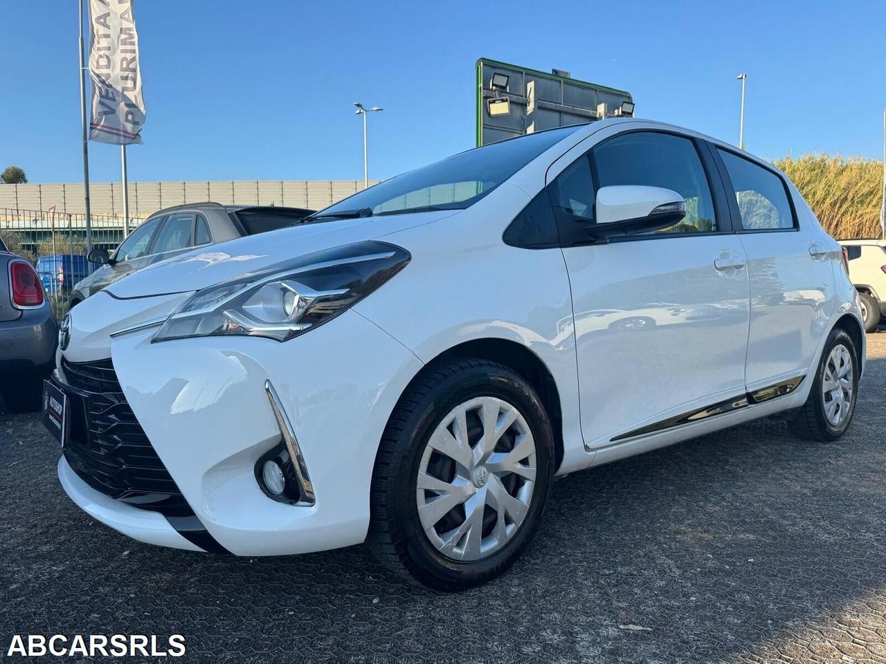 TOYOTA - Yaris - 1.0 5p. Active - UNIPRO.- NEOPATENTATI - FINANZIABILE - PERMUTE