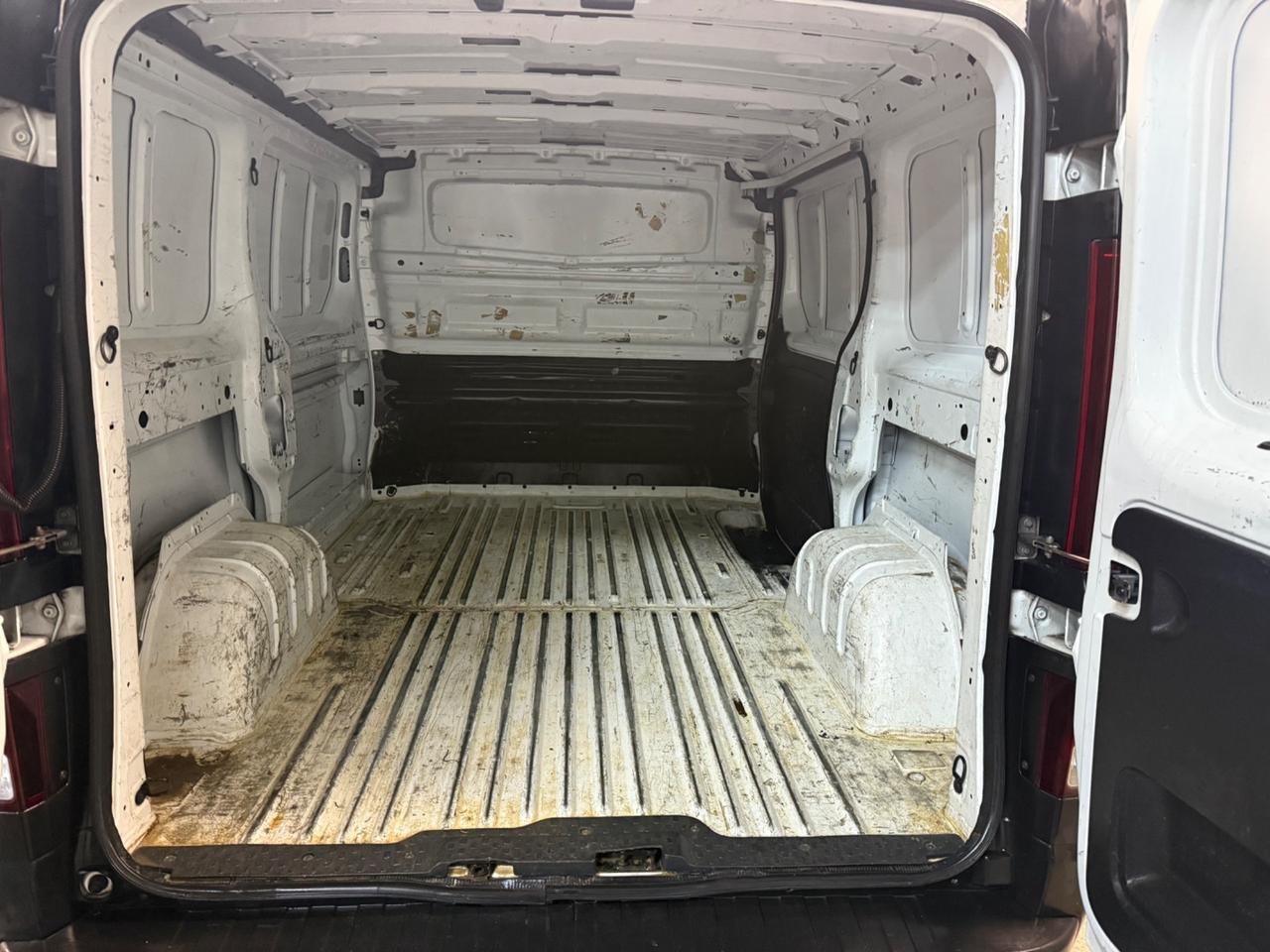 Renault Trafic T27 1.6Dci 120CV L1H1 Iva Compresa