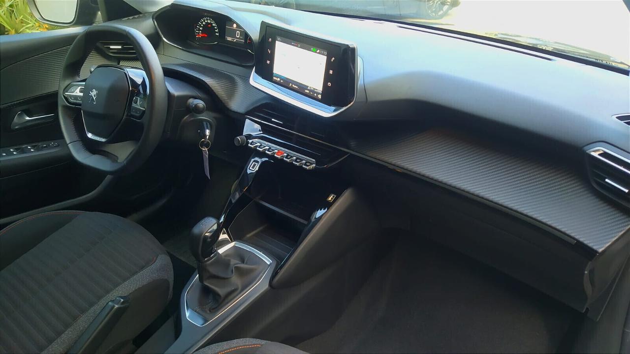 Peugeot 208 PureTech 75cv anche GPL ufficiale