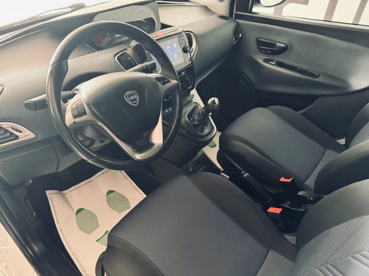 Lancia Ypsilon 1.2 69 CV 5 porte GPL Ecochic Gold