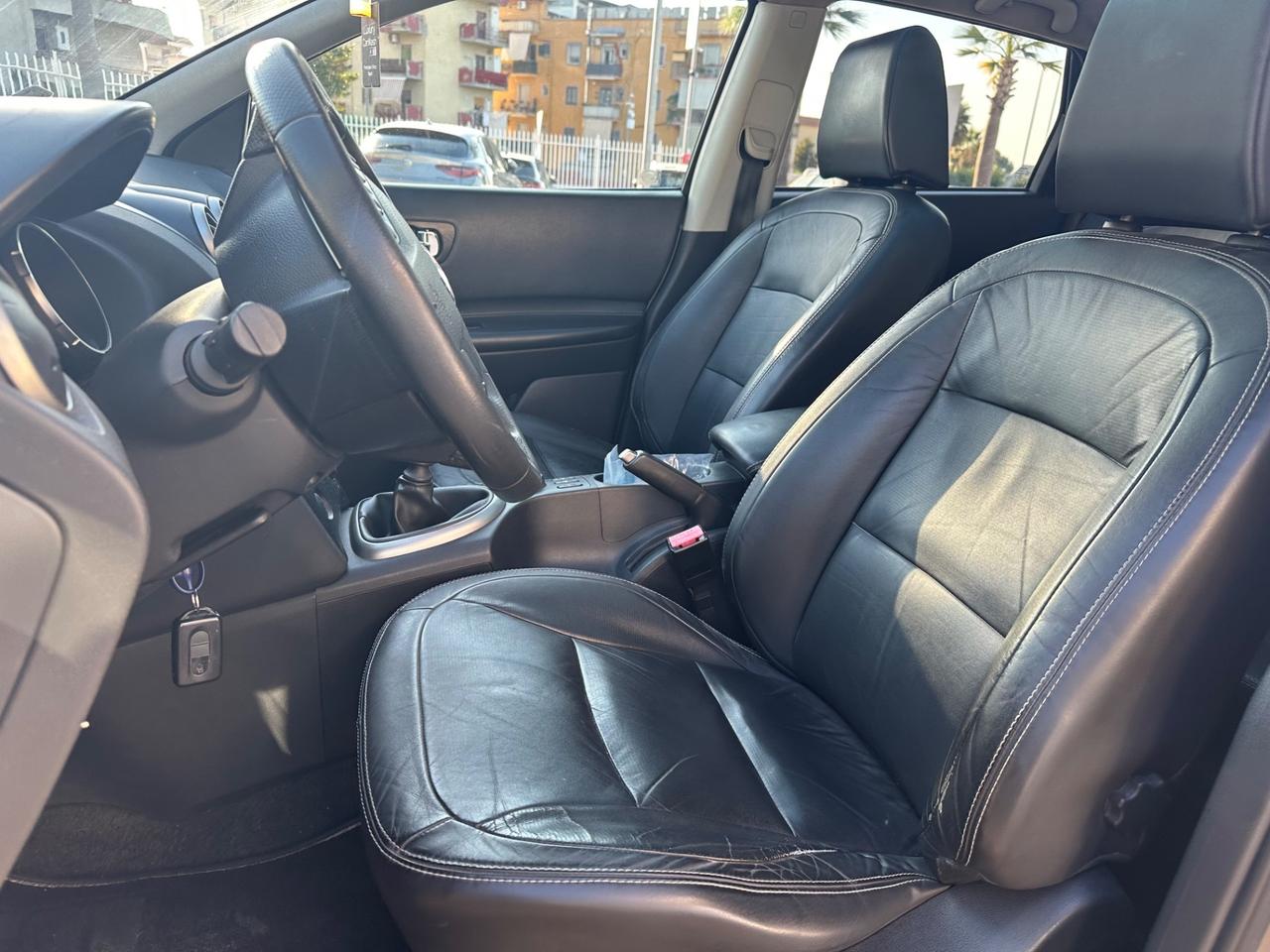 Nissan Qashqai 2.0 dCi DPF 4WD Tekna