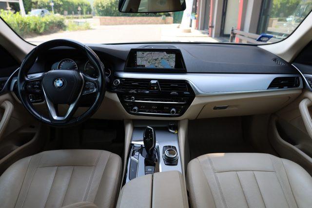 BMW 520 d xDrive Berlina 190CV Automatica Navi Pelle LED++