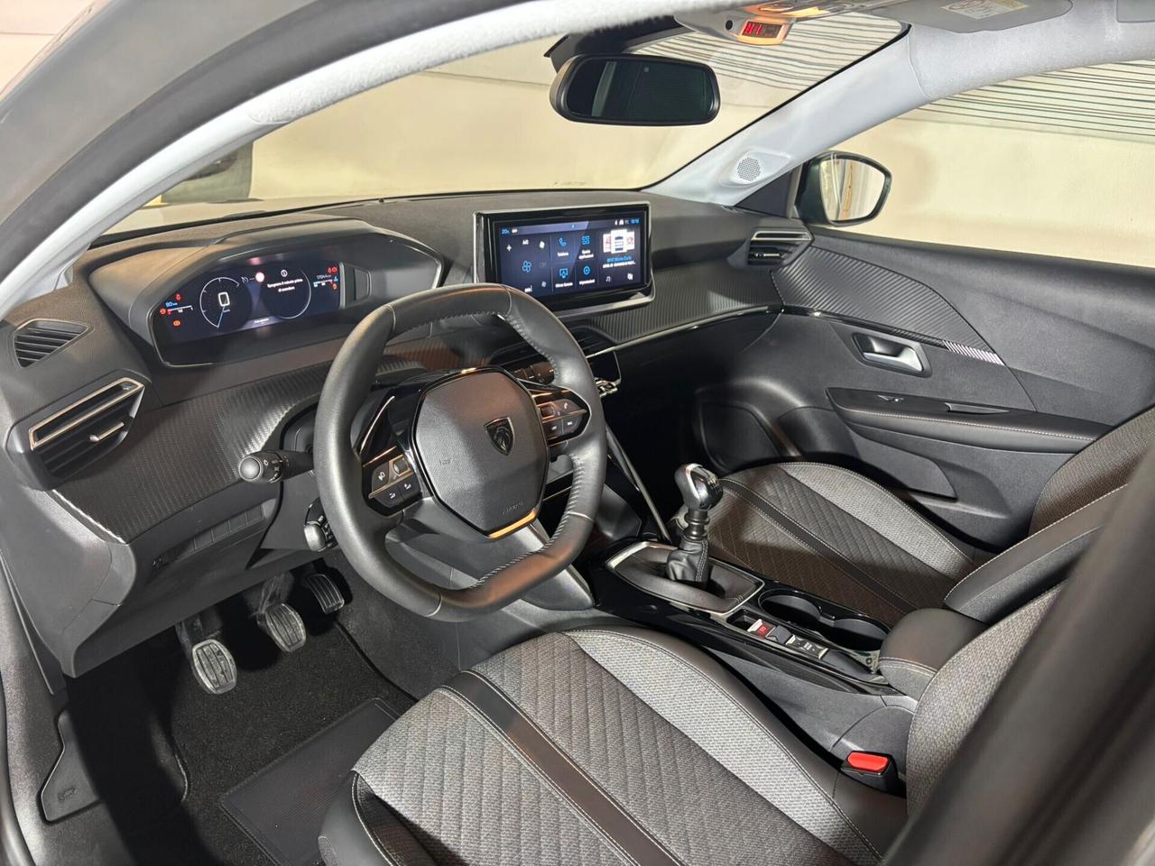 Peugeot 208 1.2 Benzina 101 cv